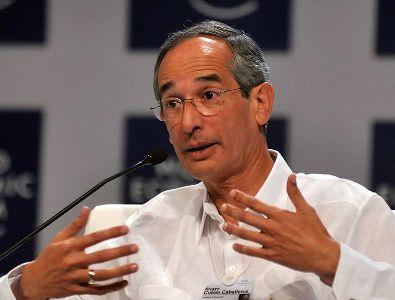Guatemalan President Alvaro Colom would rather go to war with the narcos then legalize drugs. (Image: World Economic Forum)